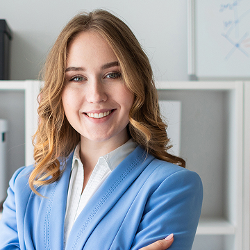 girl-young-business-businesswoman-office-stands-1456591-pxhere 2